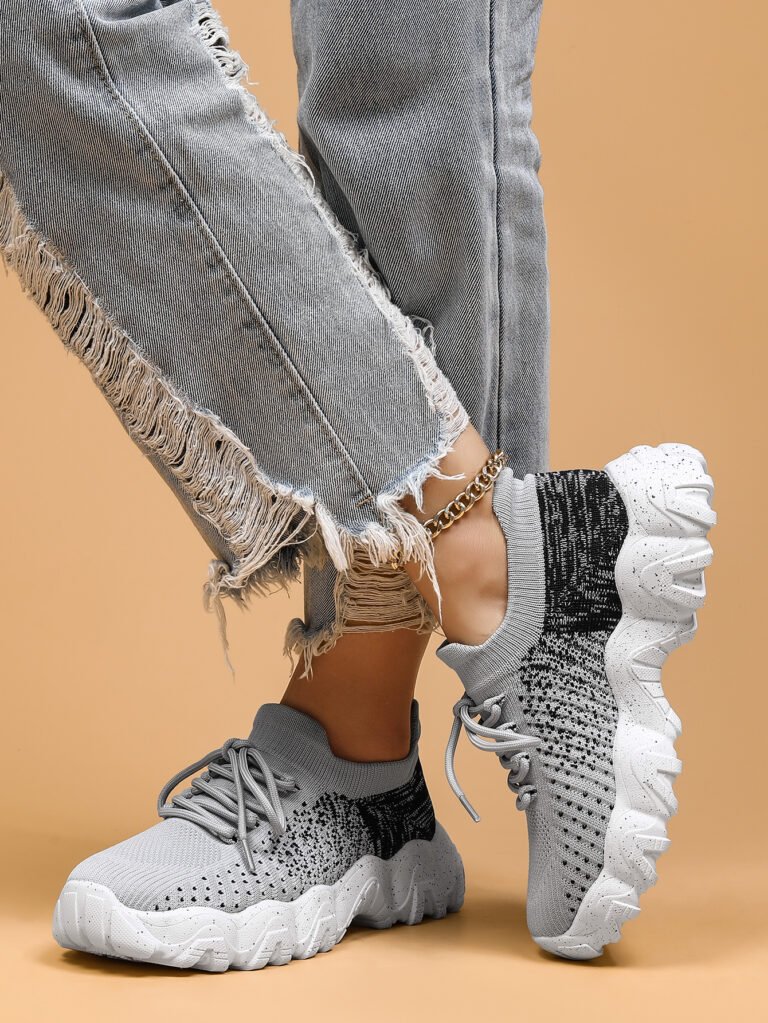 Shunnian model 5011 grey and white sneaker colorway, size 36-44