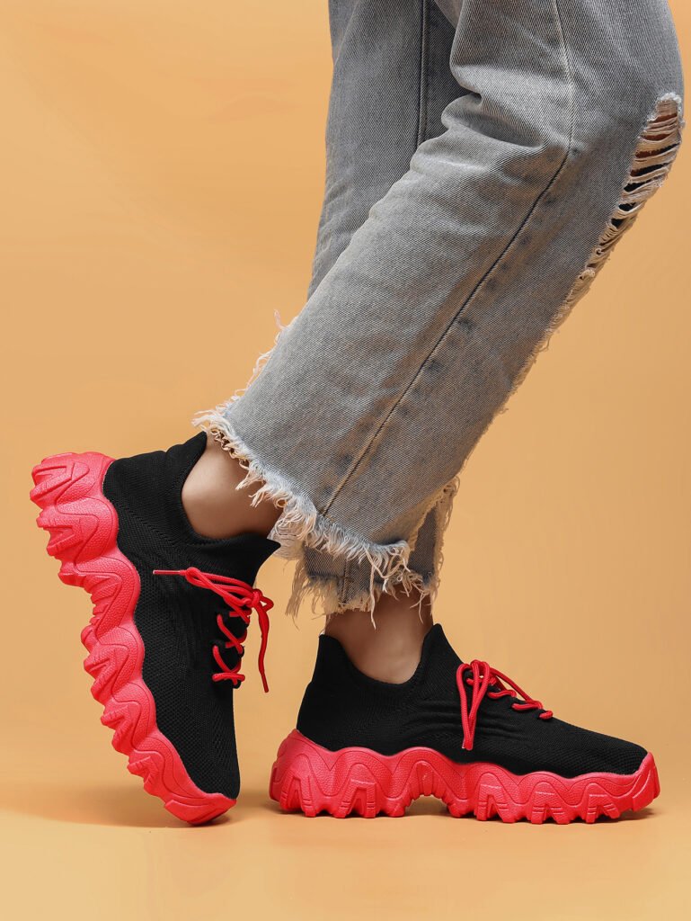 Shunnian model 5701 black and bright red sneaker colorway, size 36-44