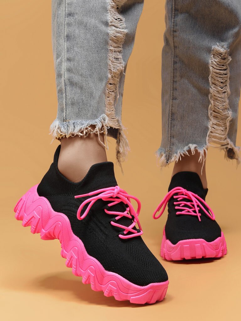 Shunnian model 5701 black and light red sneaker colorway, size 36-44