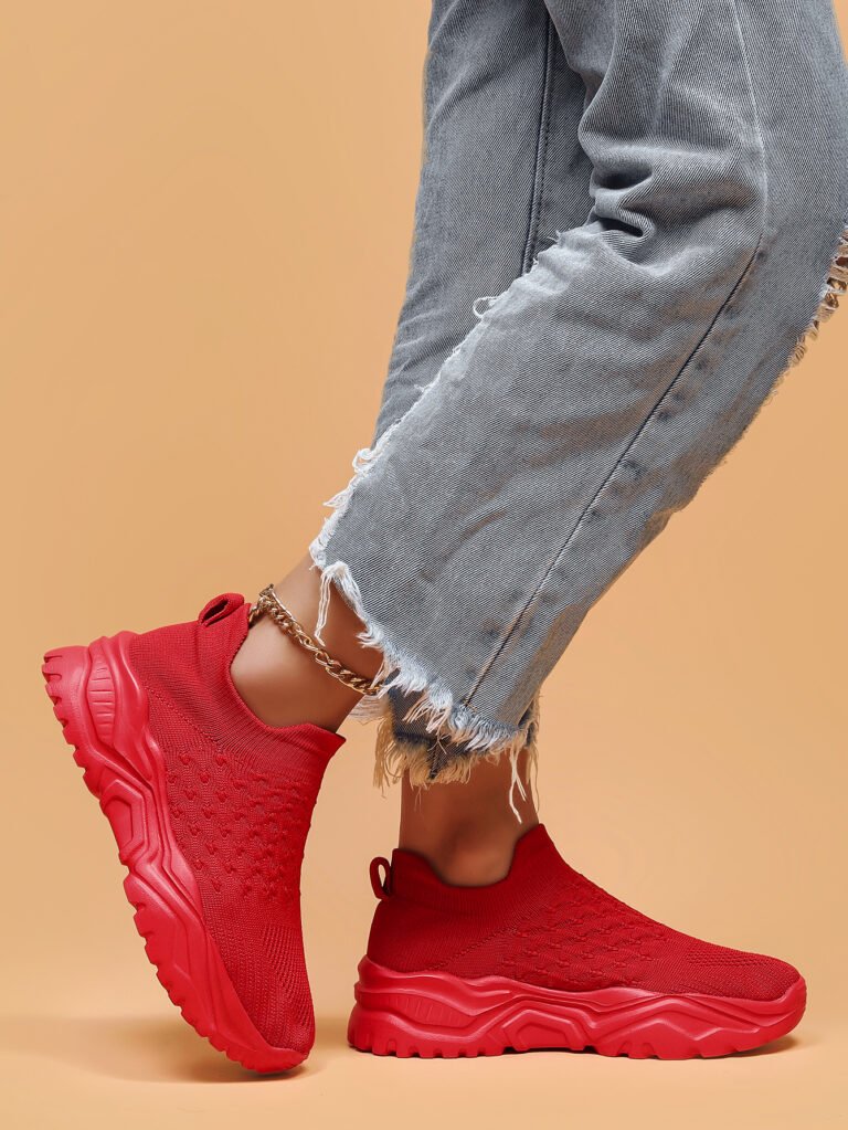 Shunnian model 612 dark red sneaker colorway, size 36-44